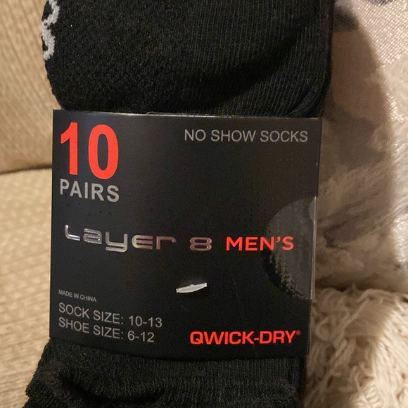 🧦NWT Layer 8 Men’s Black No Show Socks Quick- Dry - Picture 5 of 7